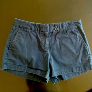 Vineyard Vines shorts